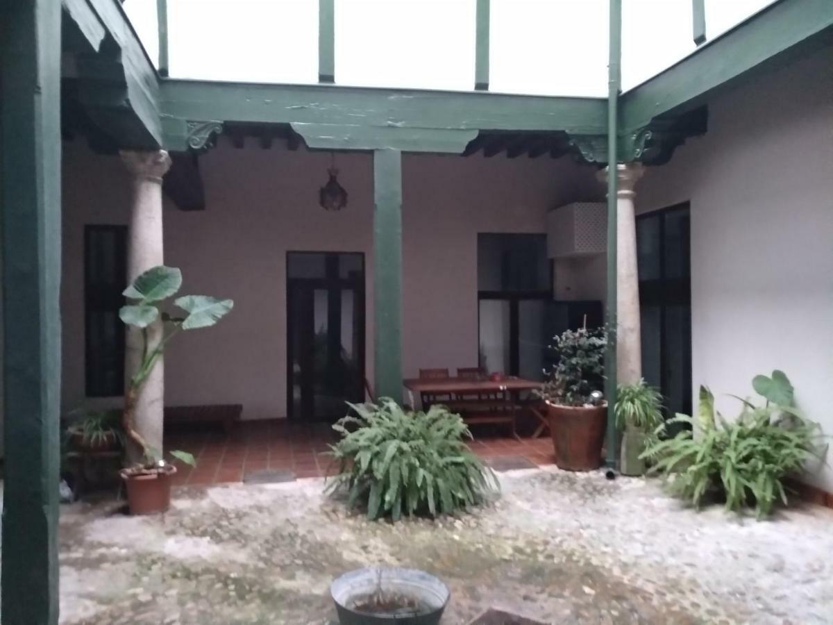 El Patio Del Convento Apartment Толедо Екстериор снимка