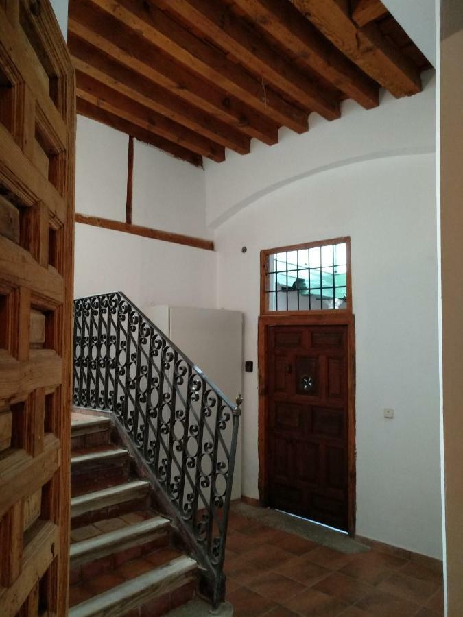 El Patio Del Convento Apartment Толедо Екстериор снимка