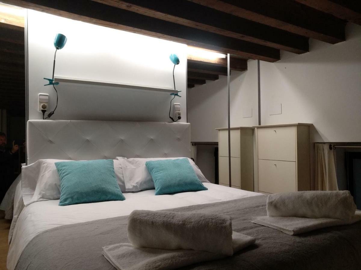 El Patio Del Convento Apartment Толедо Екстериор снимка